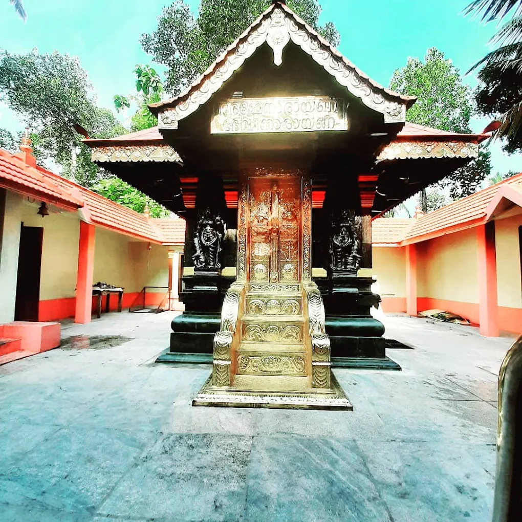 Kadakkapillil Sree Bhadra Bhagavathy Temple