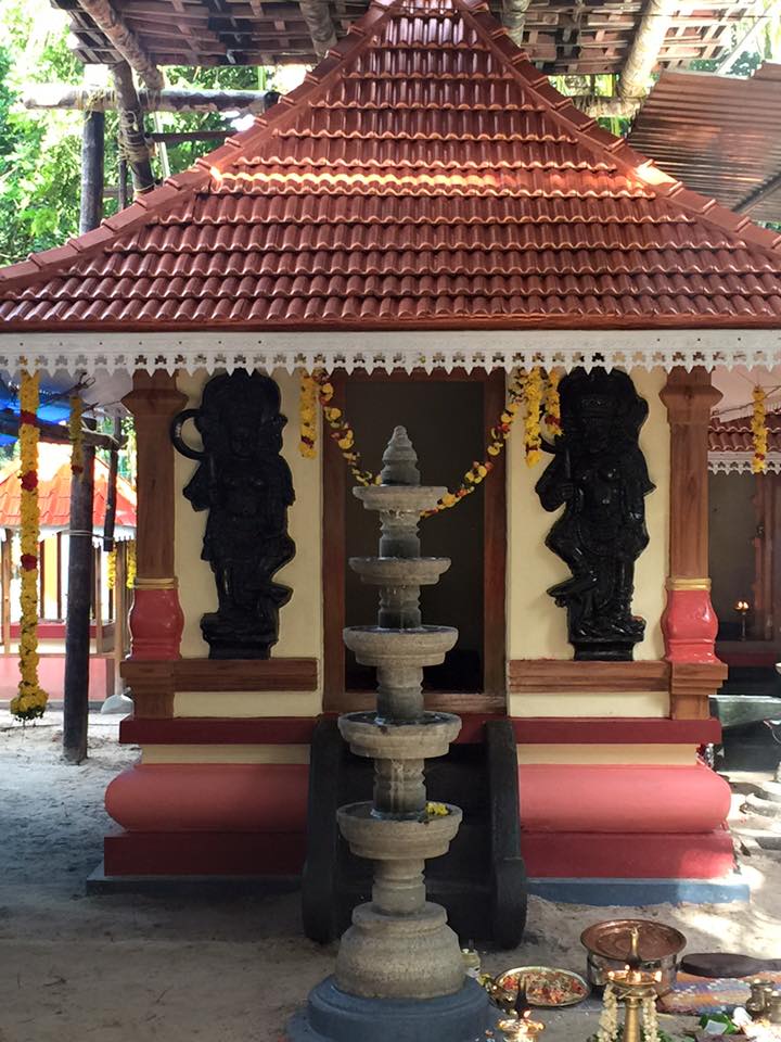 Sarpa Puja & Pulluvan Paattu