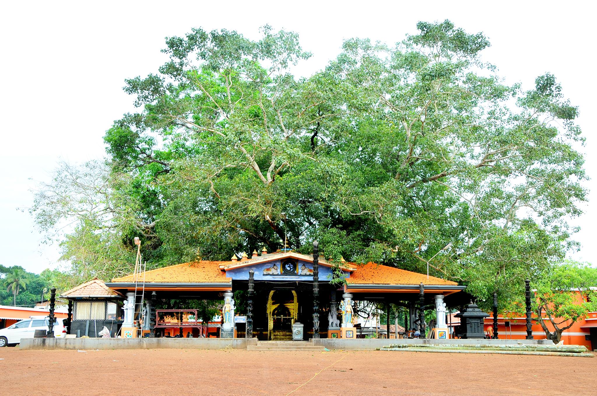 Padanilam Parabrahma Temple