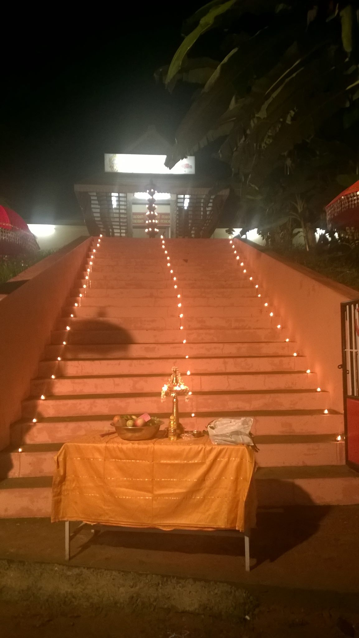 Chettikulangara Sree Bhagavathi Temple Alappuzha Dresscode