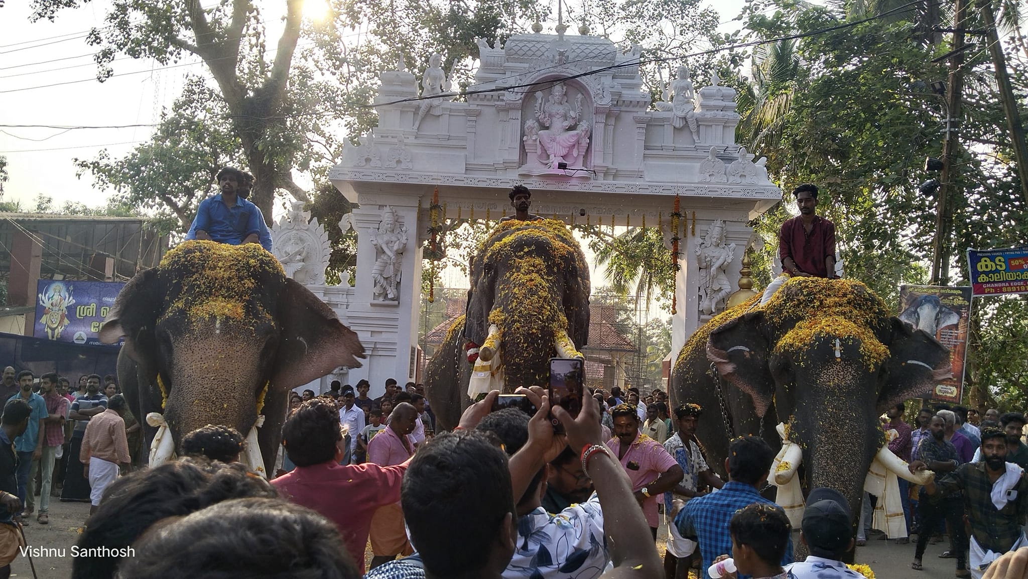 Chettikulangara Sree Bhagavathi Temple Alappuzha Dresscode