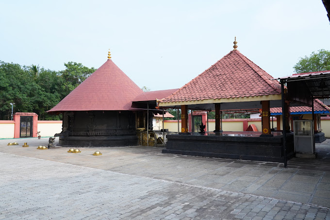 Adichanalloor Perumalkunnu Sree Mahavishnu Temple