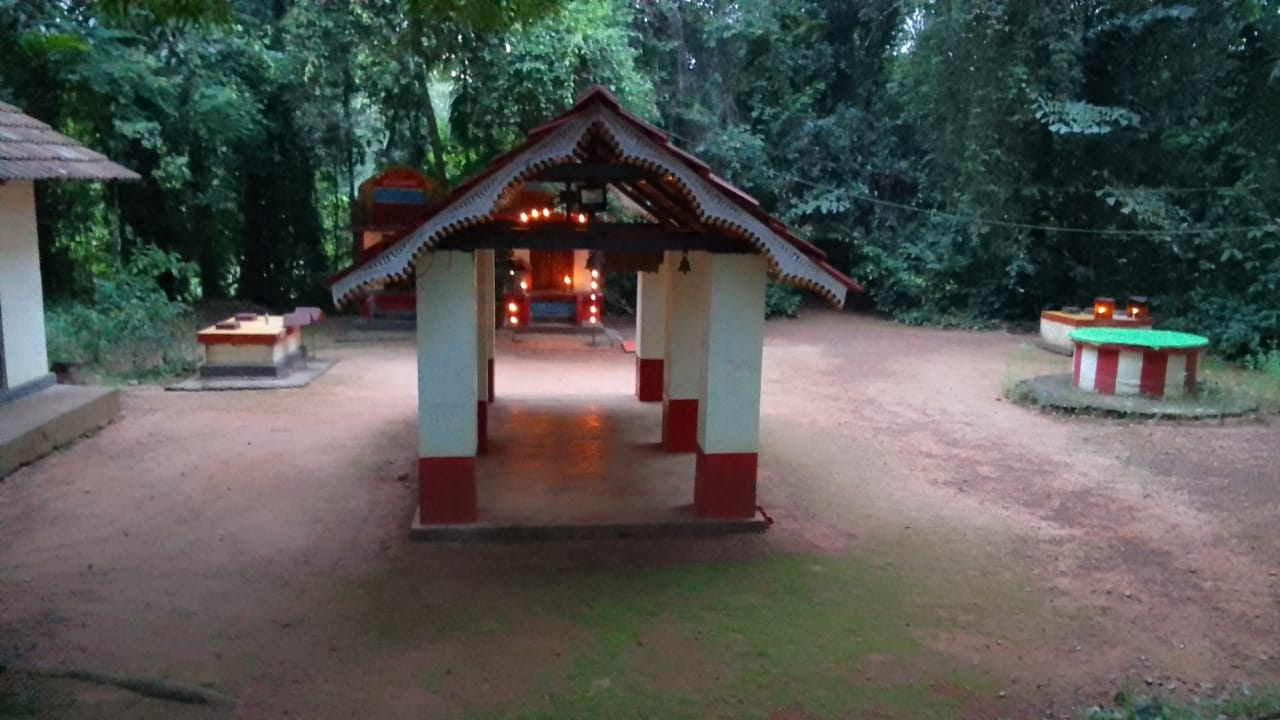 Ponvelikkavu Sree Bhagavathi Temple wayanad