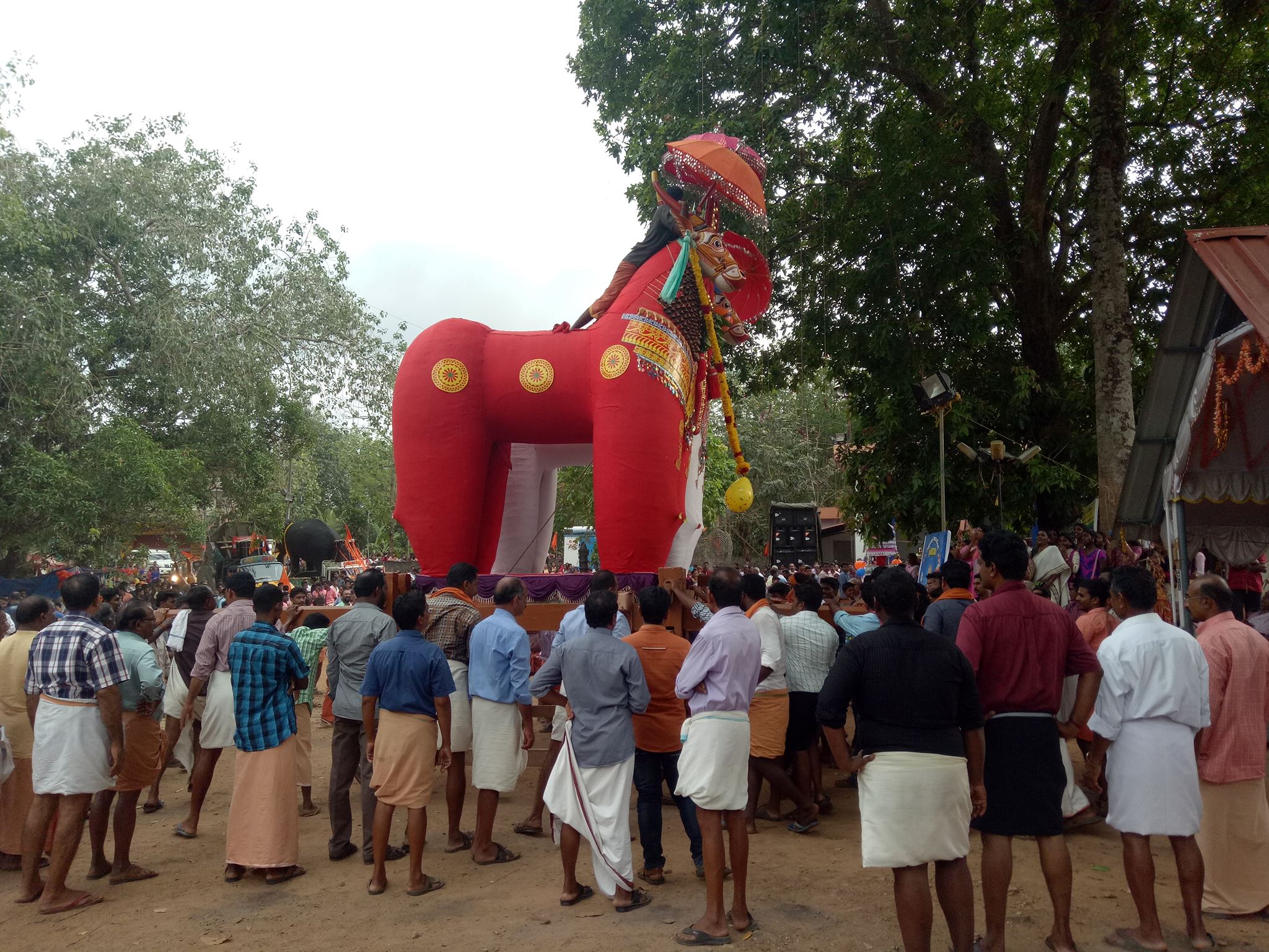 Ponvelikkavu Temple in Kerala