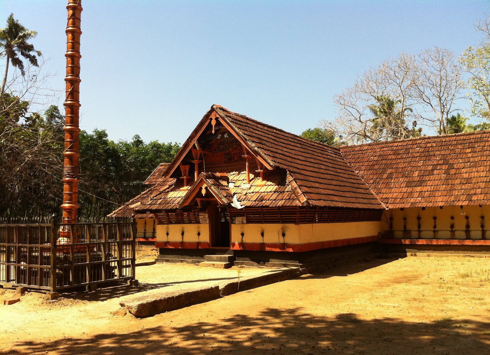 Images of wayanad Ponvelikkavu Devi Temple