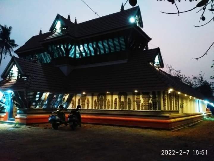 Akkarapadom Subhramanya Swami Temple Kottayam Dresscode
