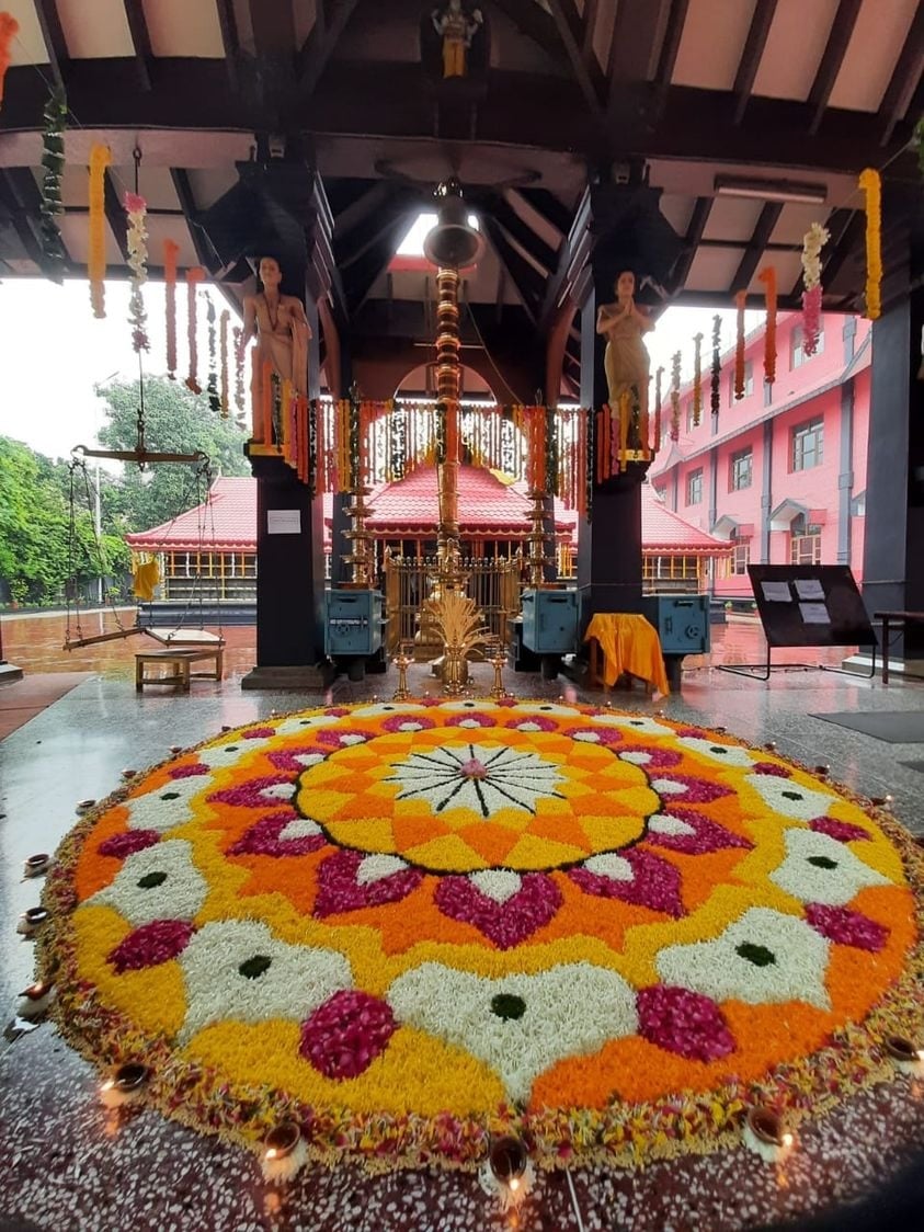 Images of Kottayam Poovarany Sree MahadevaTemple