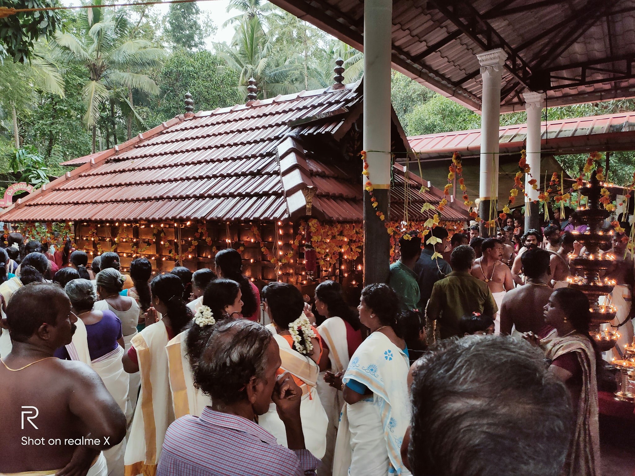  Sree  Puthalath Odakkali Bhagavathi  devi Temple in Kerala