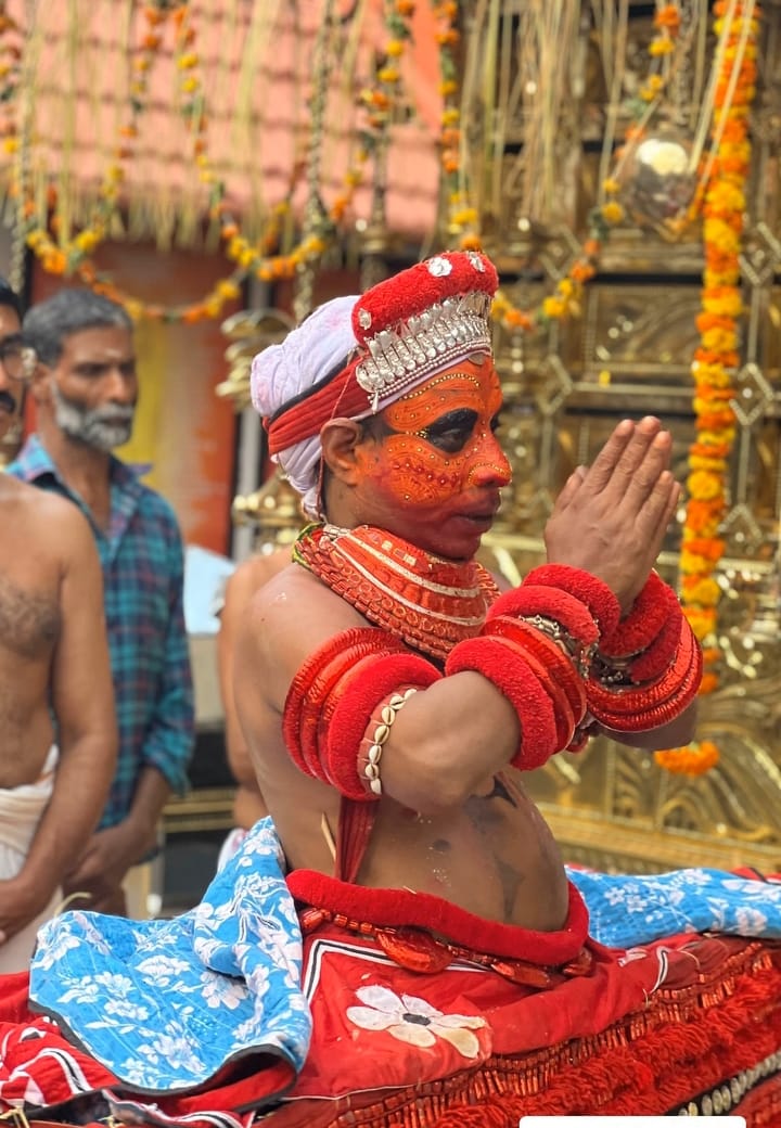 Chettikulangara Sree Bhagavathi Temple Kozhikode Dresscode