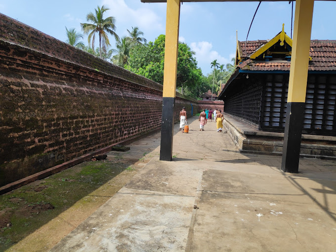 Thirunavaya Navamukunda Temple Malappuram