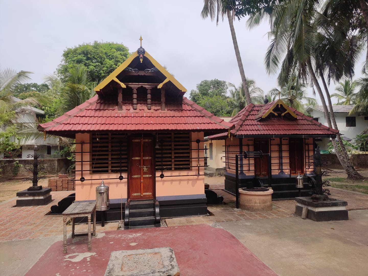 Kurudanparampu Bhagavathi Temple malappuram Dresscode
