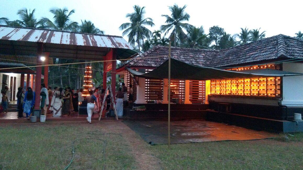Images of wayanad kumaramangalam muruga Temple
