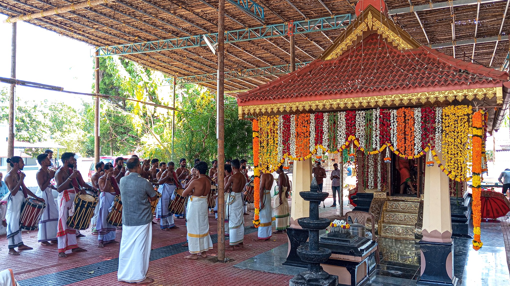 Sree Emoor Bhagavathy Temple 