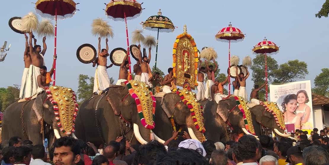 Chettikulangara Sree Bhagavathi Temple Palakkad Dresscode