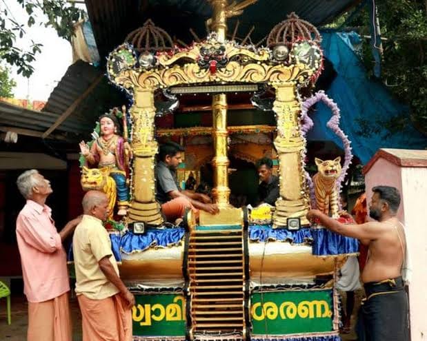 Images of pathanamthitta Ponvelikkavu Devi Temple