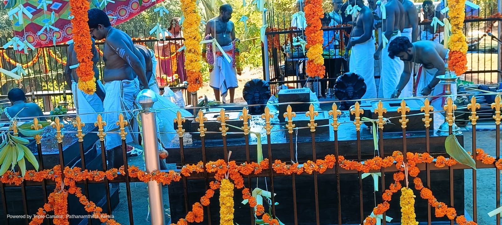 Ponvelikkavu Sree Bhagavathi Temple pathanamthitta Dresscode