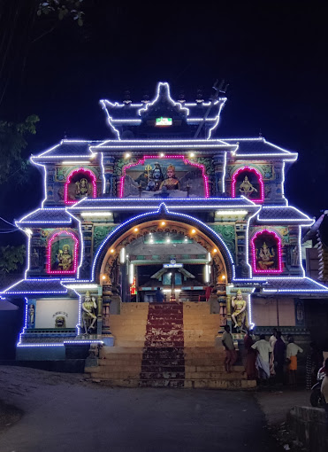 Kanjiramattom Sree Mahadeva Temple inside view