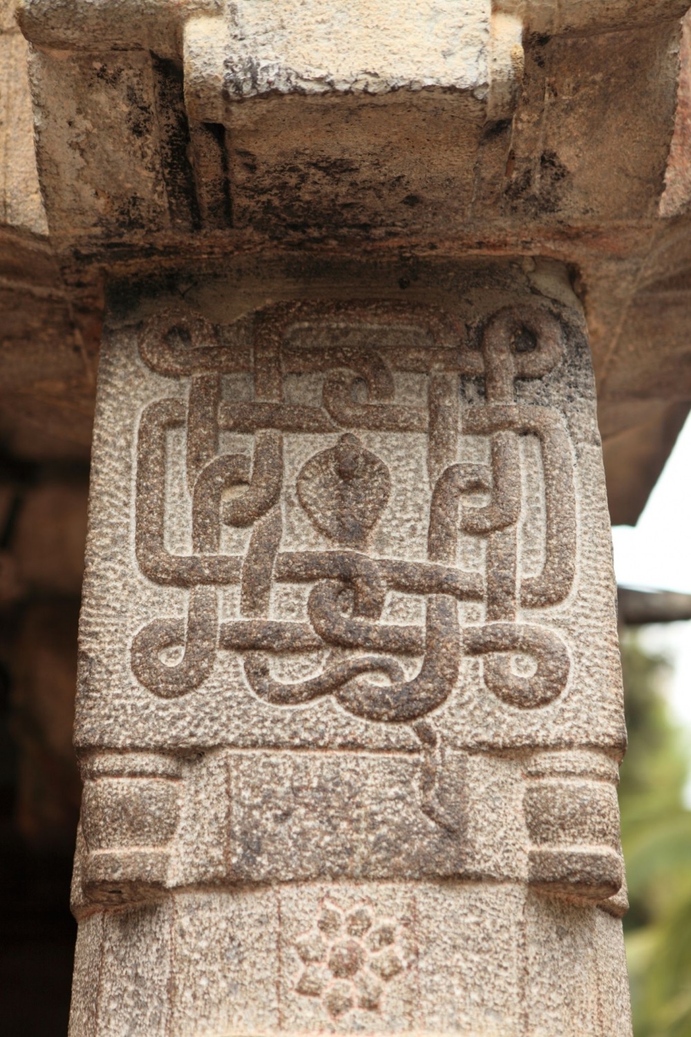 Kayakkunn Vishnugudi Temple  Enry Details
