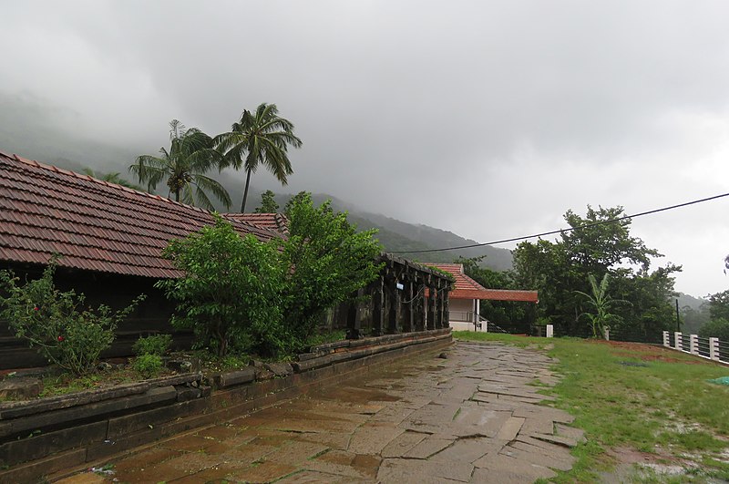 Valliyoorkkavu Temple inside view
