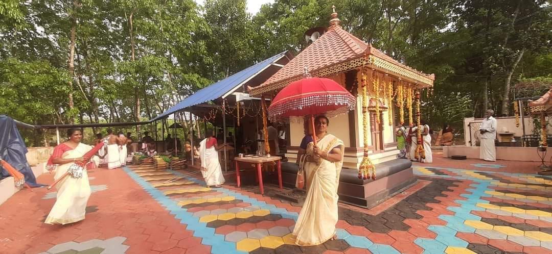 Alummoottil Shree Kuttichathan Temple
